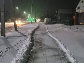 Вночі дороги у Володимирі розчищали вісім одиниць комунальної техніки 