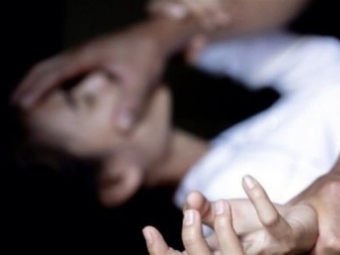 Мають трьох спільних дітей: за зґвалтування волинянки засудили чоловіка 