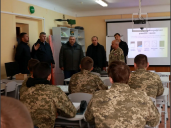 У Володимирському педколеджі представили роботу сучасного осередку «Захист України» 