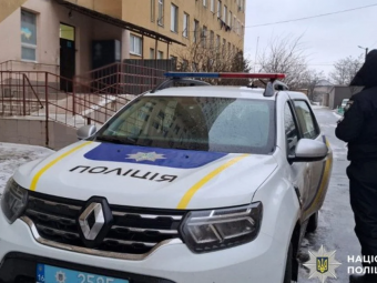 У Хмельницькому військовий з балкону квартири випустив майже сотню куль 