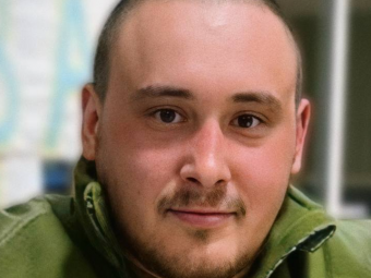 Пройшов ворожий полон, але трагічно загинув за кордоном: до Володимира прямує кортеж із 24-річним прикордонником Олександром Бичком 