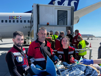 Медики Волині провели складне транспортування важкохворого пацієнта до Польщі 