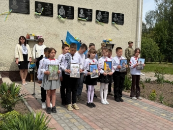 У Старозагорівському ліцеї відкрили меморіальні дошки загиблим захисникам України - новини Володимир-Водинського У Старозагорівському ліцеї відкрили меморіальні дошки загиблим захисникам України