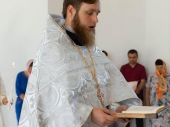 У Володимирі представники УПЦ МП заявили про затримання священника працівниками ТЦК на очах у вагітної дружини 
