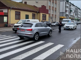 Померла жінка, яку збив автомобіль на пішохідному переході в центрі Володимира 