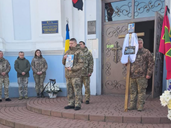 На Волині в останню земну путь провели 28-річного Героя Олександра Дробота 