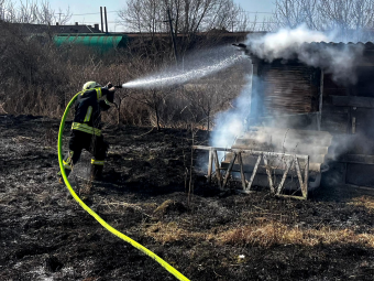 У Володимирі діти спричинили пожежу на подвір’ї приватного будинку 