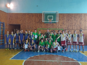 У Локачах відбувся благодійний турнір з баскетболу «Разом сильніші» 