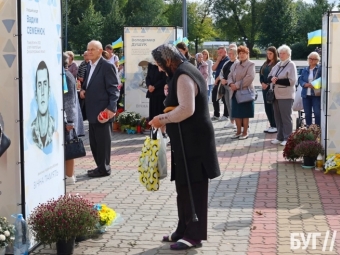 Банери з портретами загиблих героїв встановлять на площі у Володимирі 