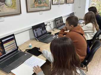 За підтримки Швеції у художній школі Володимира відкрили сучасний клас комп’ютерного дизайну 