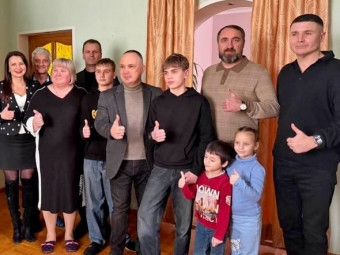 У Володимирі привітали прийомну сім’ю переселенців 