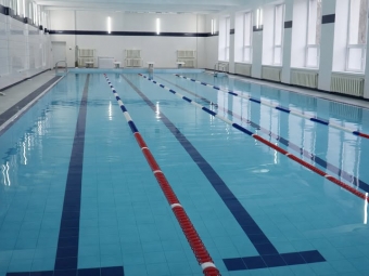 У Володимирі відновлює роботу міський басейн – графік роботи та ціни 