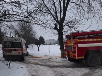 У Нововолинську через негоду «швидка» застрягла дорогою на виклик 