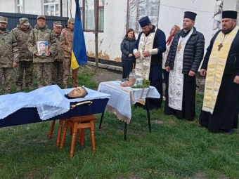  В Оваднівській громаді попрощалися з ветераном війни Михайлом Сютриком 