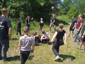 У Холопичівському ліцеї провели День здоров’я: спорт, куліш і гарний настрій 