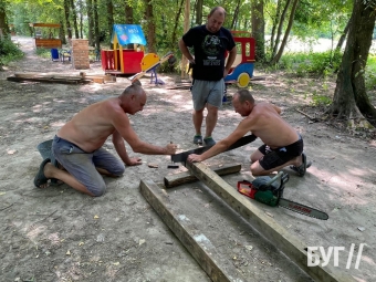 Активісти Іваничівської громади оновили місцеву зону відпочинку 