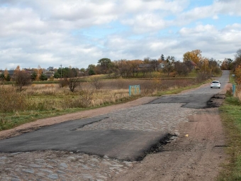 Планують відремонтувати дорогу Нововолинськ – Гряди 