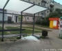 У Володимирі вандали розтрощили скляну зупинку 